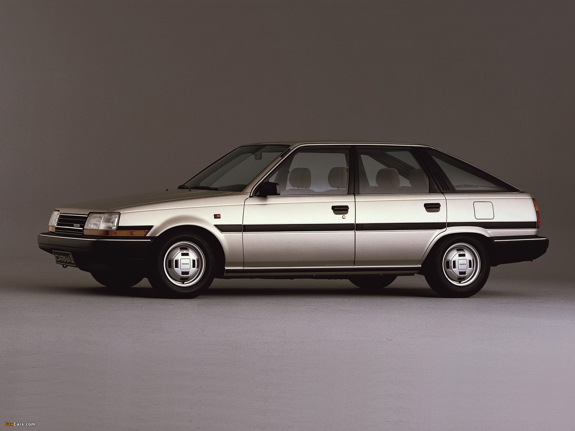 Toyota Carina II Liftback (T150) 1984–87 pictures (1920 x 1440)