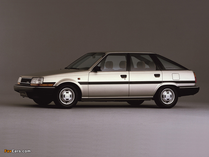 Toyota Carina II Liftback (T150) 1984–87 pictures (800 x 600)