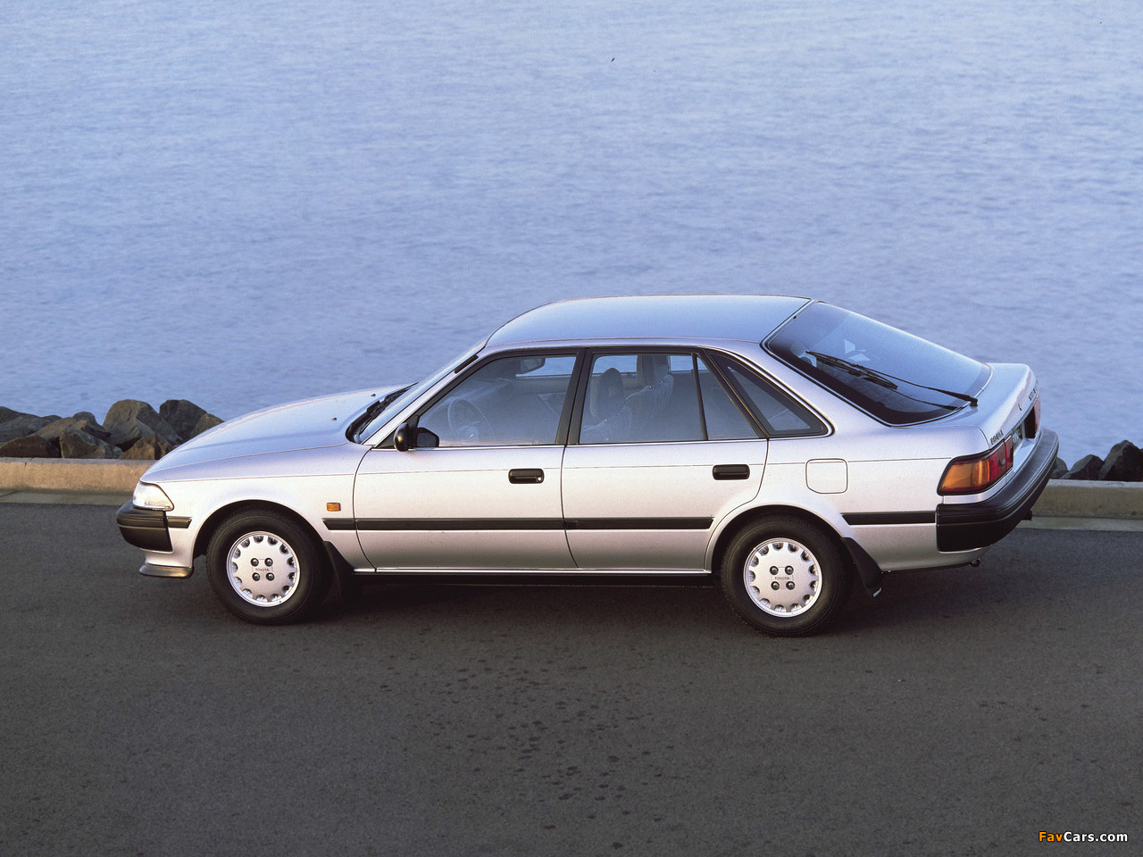 Toyota Carina II Liftback (T170) 1988–92 pictures (1280 x 960)