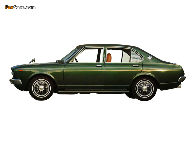 Images of Toyota Carina 1600 Super Deluxe 4-door Sedan (TA12) 1973–75 (640 x 480)