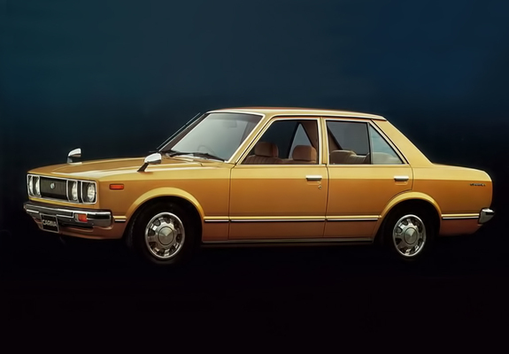 Images of Toyota Carina 4-door 1977–79