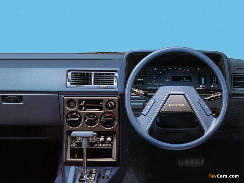 Photos of Toyota Carina SG Jeune 4-door Sedan (AA60) 1982–83 (800 x 600)
