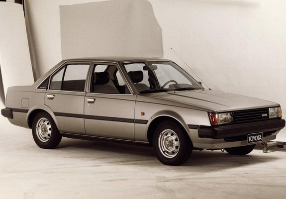 Photos of Toyota Carina 1.6 GL Saloon EU-spec (TA61) 1982–84