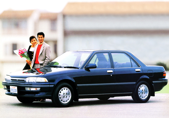 Photos of Toyota Carina (T170) 1990–92