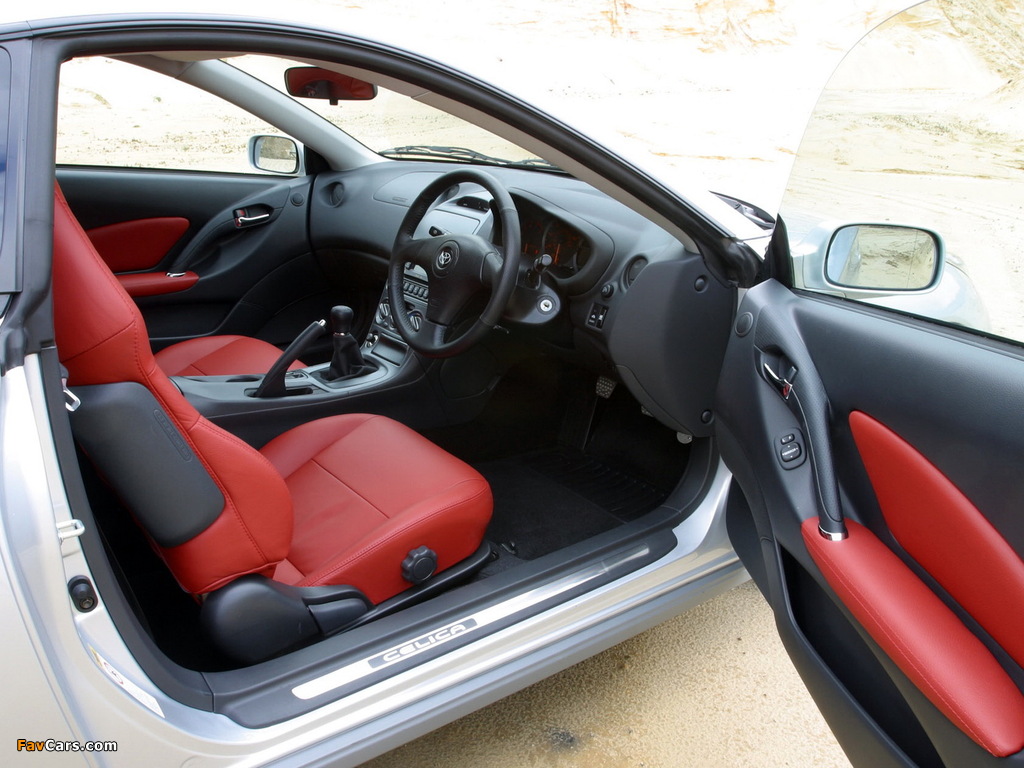Photos of Toyota Celica Red Collection 2004 (1024 x 768)
