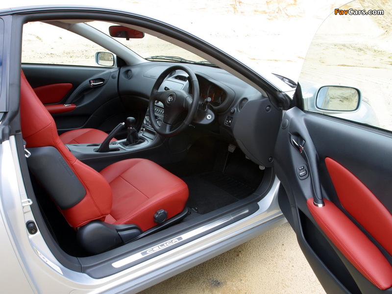 Photos of Toyota Celica Red Collection 2004 (800 x 600)