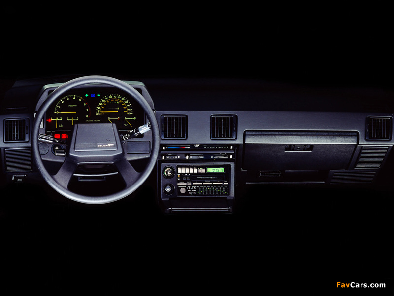 Pictures of Toyota Celica Liftback US-spec 1981–85 (800 x 600)
