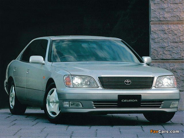 Photos of Toyota Celsior (UCF20) 1997–2000 (640 x 480)