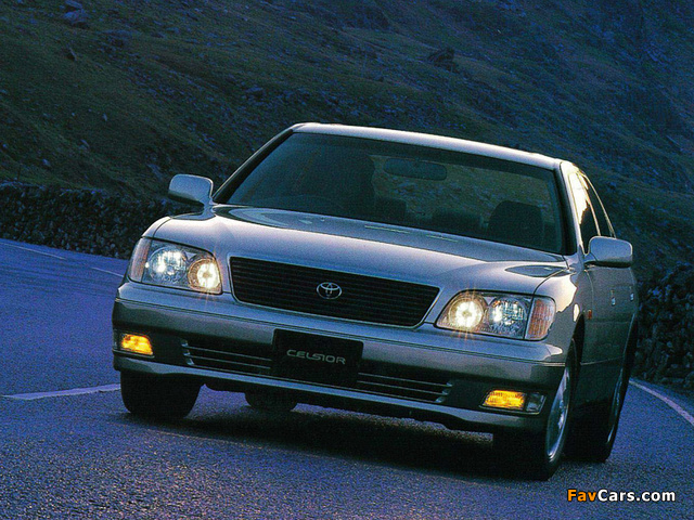 Toyota Celsior (UCF20/21) 1997–2000 wallpapers (640 x 480)