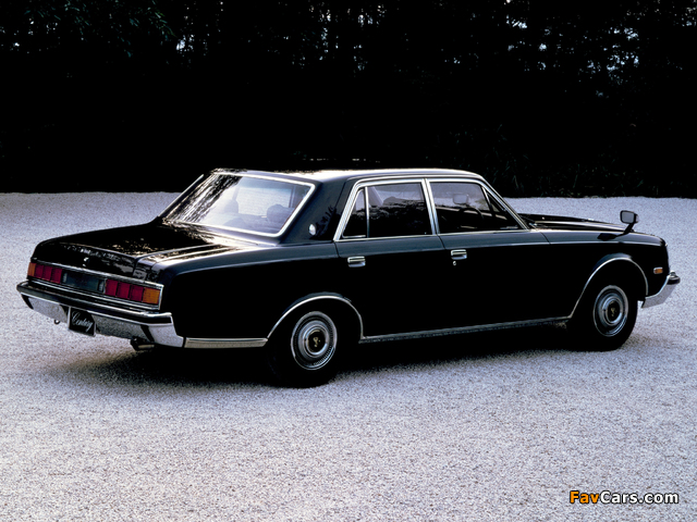 Photos of Toyota Century (VG40) 1982–87 (640 x 480)
