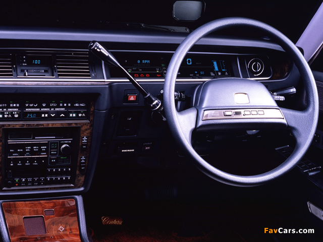 Toyota Century Limousine (VG40) 1989–97 images (640 x 480)