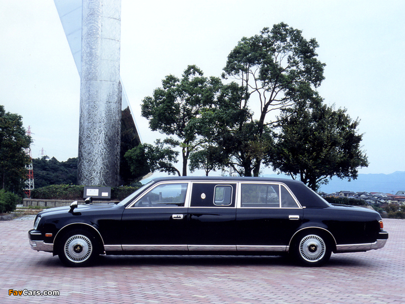 TRG Toyota Century Limousine (GZG50) 1997 images (800 x 600)