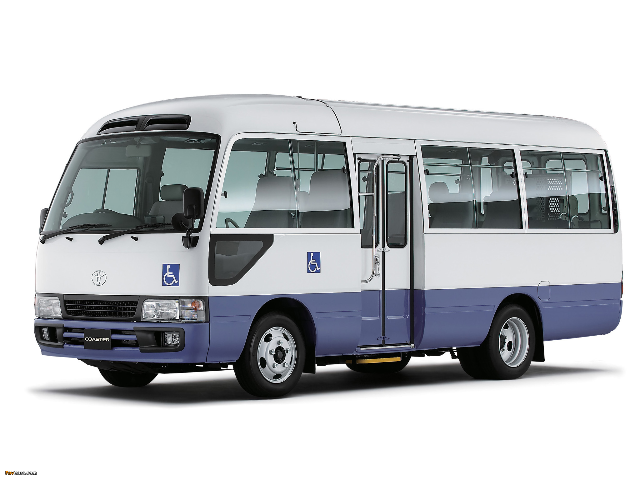 Images of Toyota Coaster JP-spec (B40) 2001–07 (2048 x 1536)