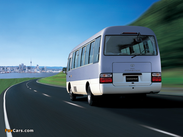 Images of Toyota Coaster (B50) 2007 (640 x 480)