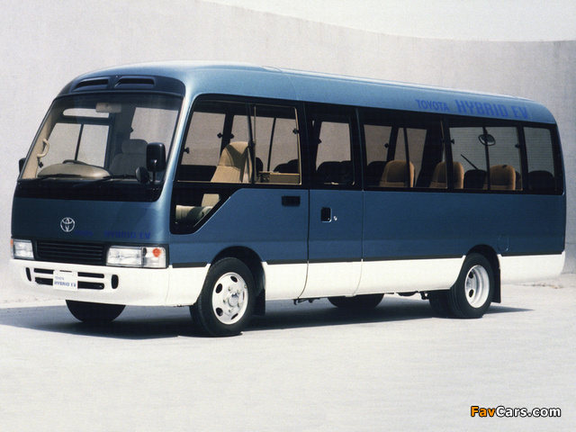 Photos of Toyota Coaster Hybrid EV (HZB50) 1997–2001 (640 x 480)