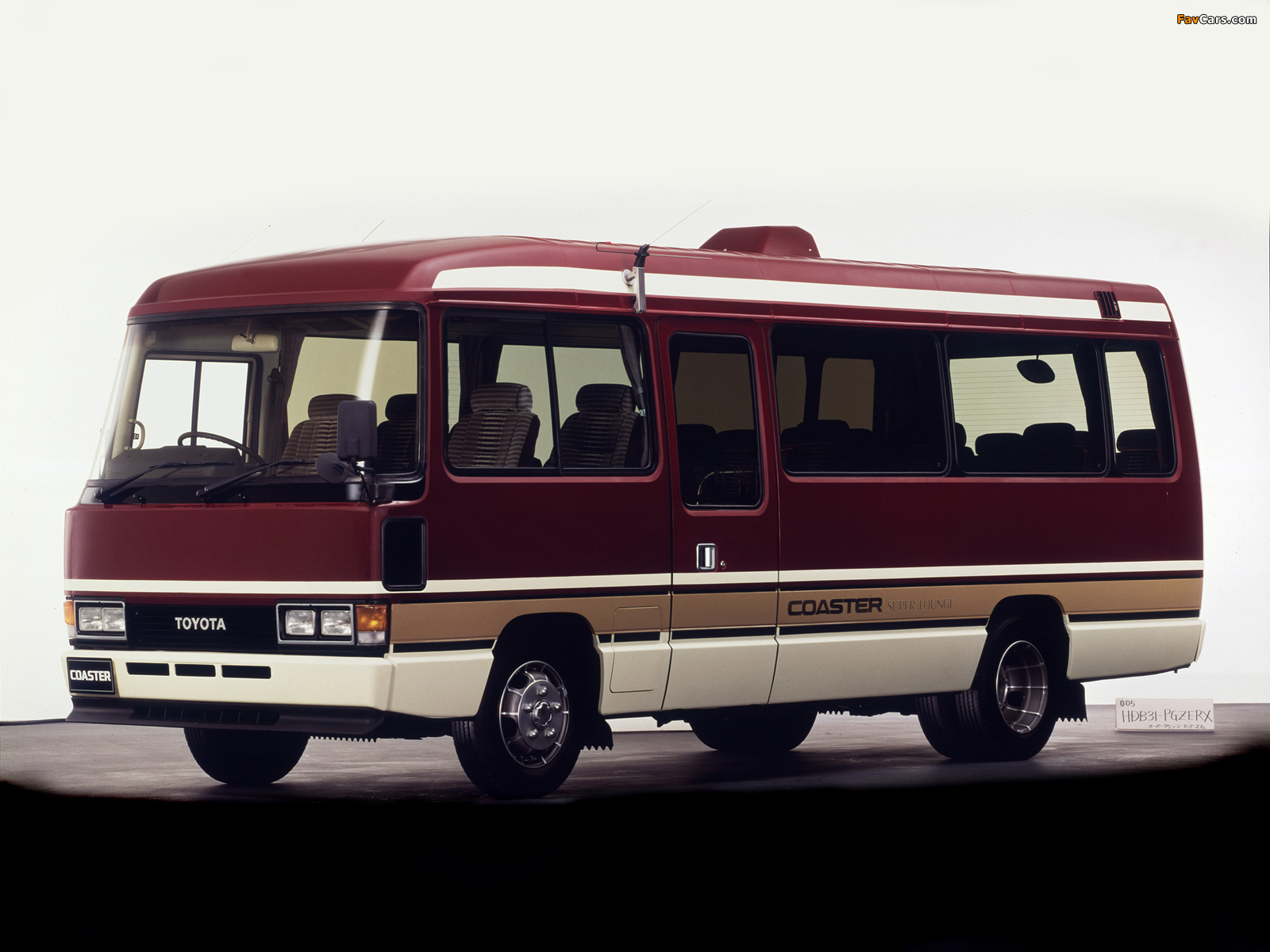 Pictures of Toyota Coaster (B20) 1982–92 (1600 x 1200)