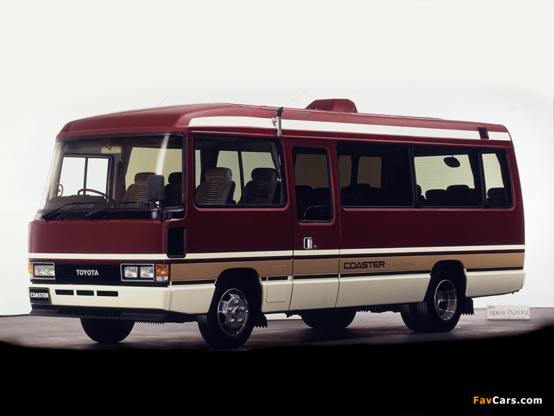 Pictures of Toyota Coaster (B20) 1982–92 (800 x 600)