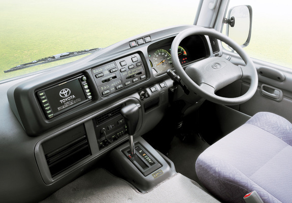 Pictures of Toyota Coaster JP-spec (B40) 2007