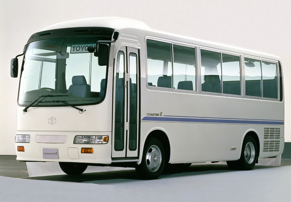 Toyota Coaster R (RX4JF) 1996–2004 images