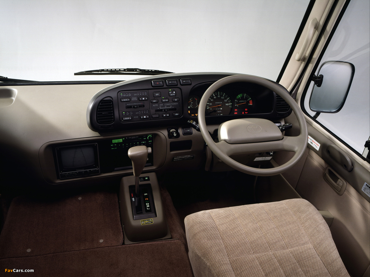 Toyota Coaster JP-spec (B50) 2001–07 images (1280 x 960)