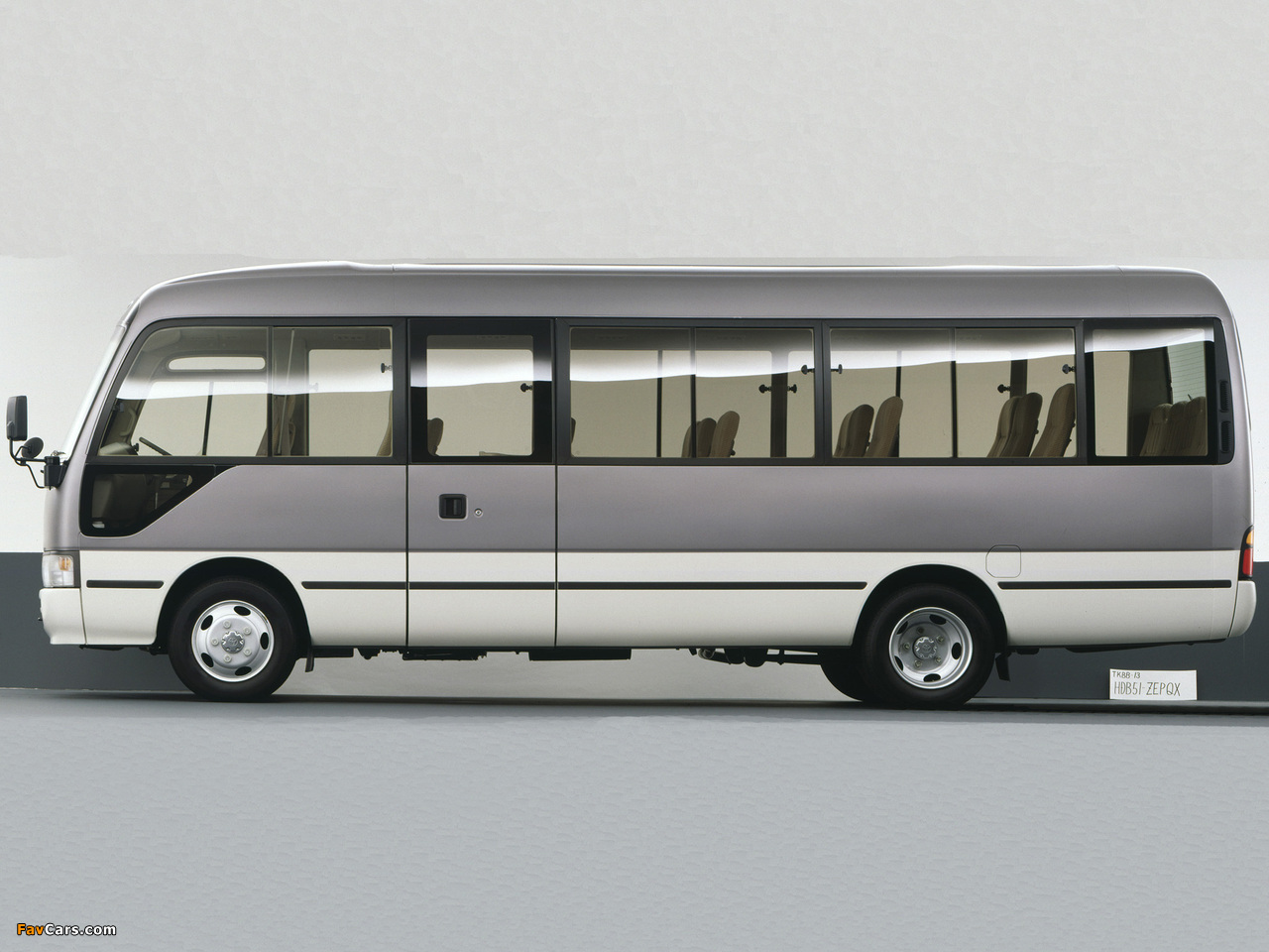 Toyota Coaster JP-spec (B50) 1992–2001 wallpapers (1280 x 960)