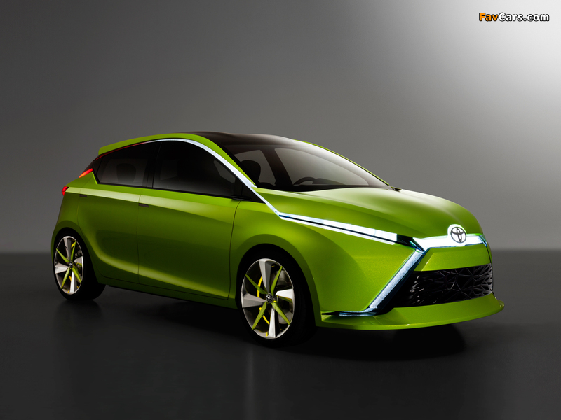Photos of Toyota Dear Qin Hatchback Concept 2012 (800 x 600)