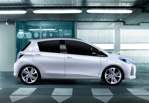 Toyota Yaris HSD Concept 2011 images