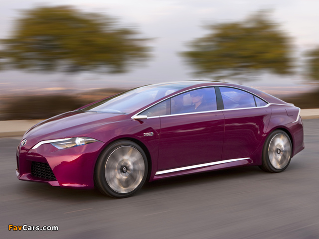 Toyota NS4 Plug-in Hybrid Concept 2012 pictures (640 x 480)