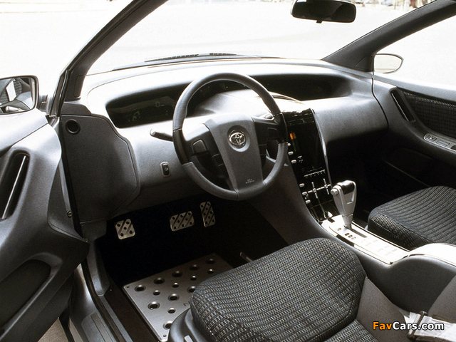 Toyota NCSV Concept 2000 wallpapers (640 x 480)