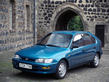 Toyota Corolla Compact 5-door (E100) 1991–98 images