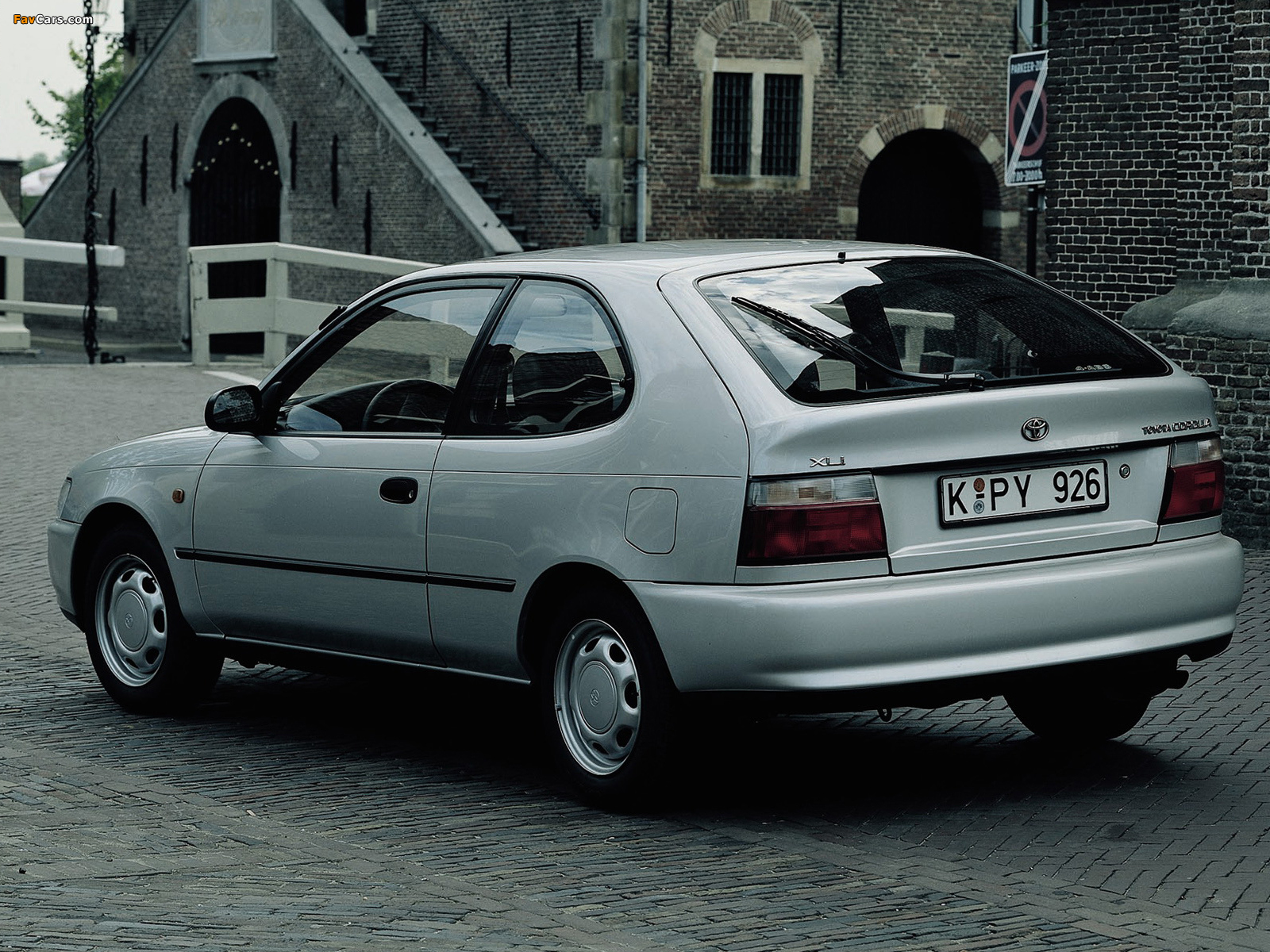 Toyota Corolla Compact 3-door (E100) 1991–98 photos (1600 x 1200)