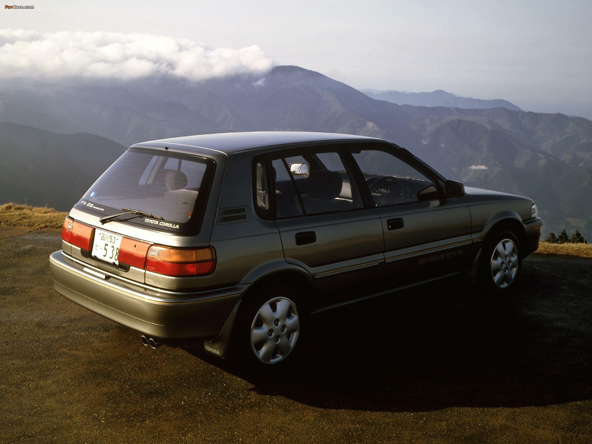 Toyota Corolla FX 5-door (E90) 1989–91 wallpapers (2048 x 1536)