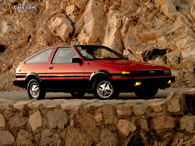 Toyota Corolla SR5 Sport Liftback (AE86) 1984–86 images (640 x 480)