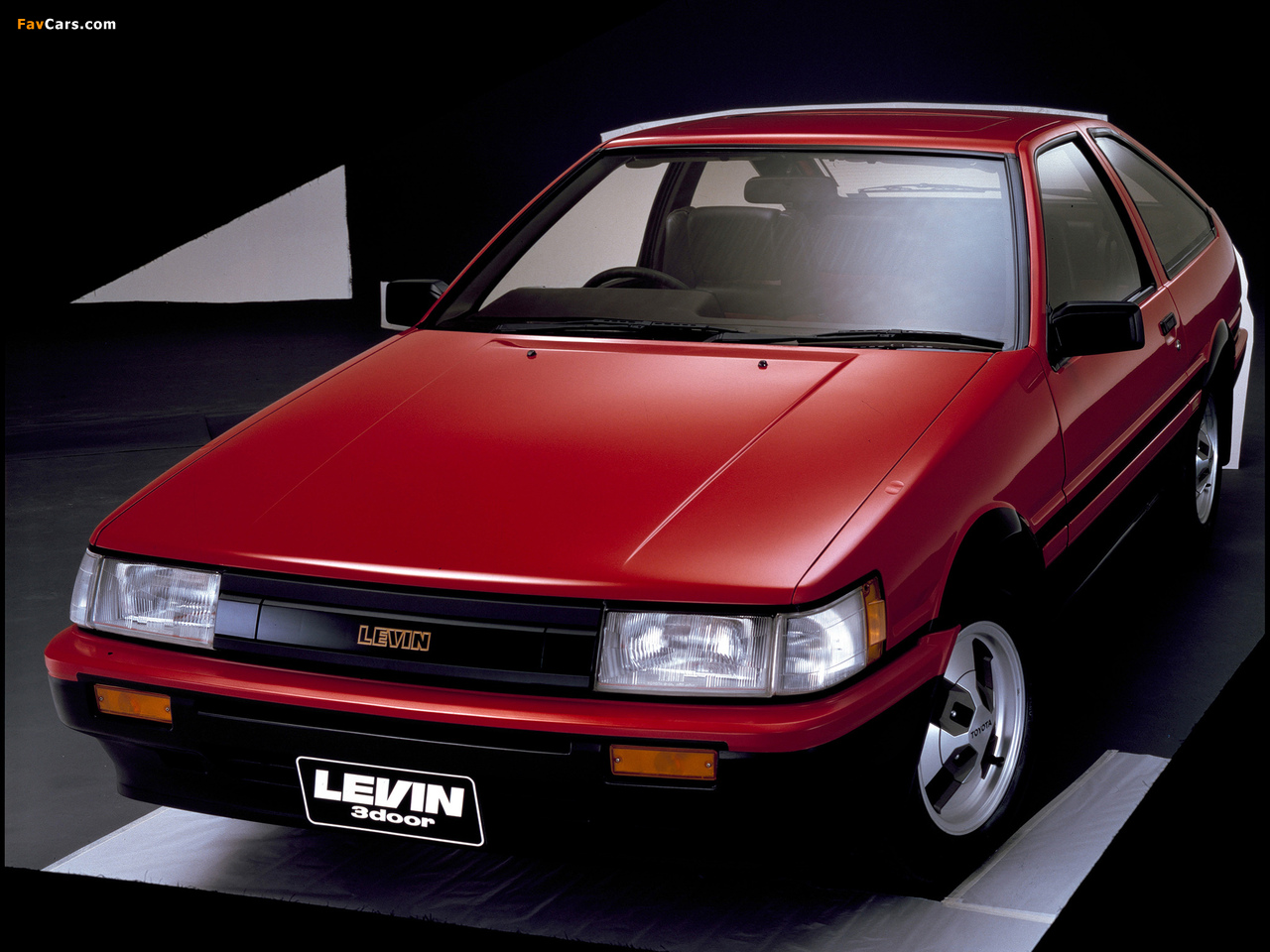 Toyota Corolla Levin GT-Apex 3-door (AE86) 1983–85 images (1280 x 960)