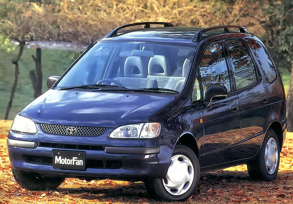 Photos of Toyota Corolla Spacio (AE110N) 1997–2001