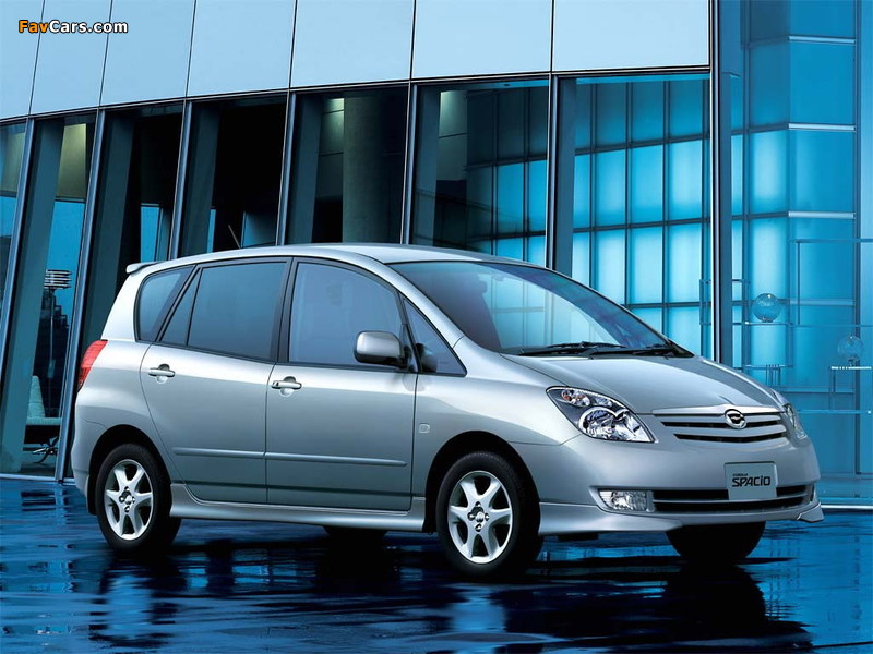 Photos of Toyota Corolla Spacio 2001–07 (800 x 600)