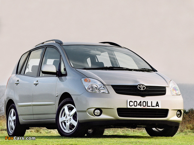 Pictures of Toyota Corolla Verso UK-spec 2001–04 (640 x 480)