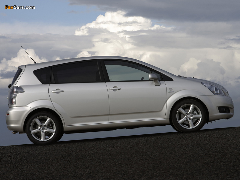 Toyota Corolla Verso 2007–09 wallpapers (800 x 600)