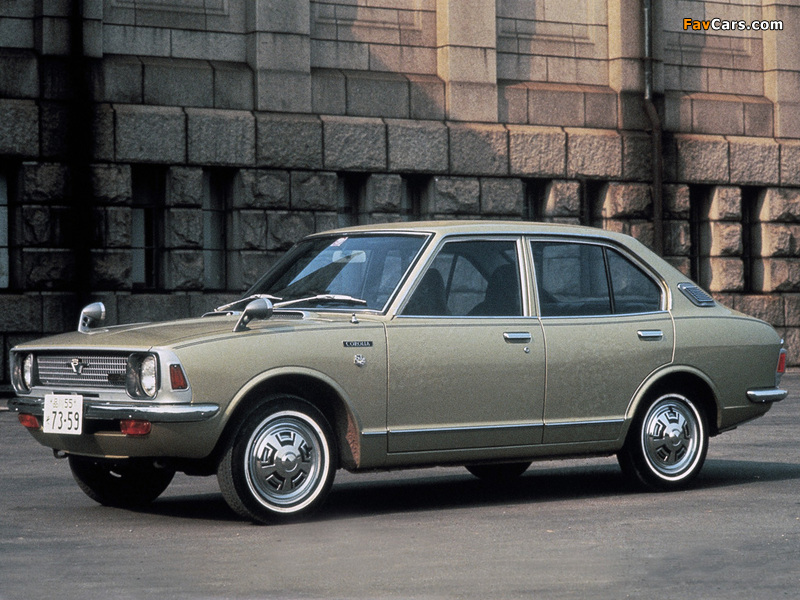 Images of Toyota Corolla 4-door Sedan (KE20) 1970–74 (800 x 600)