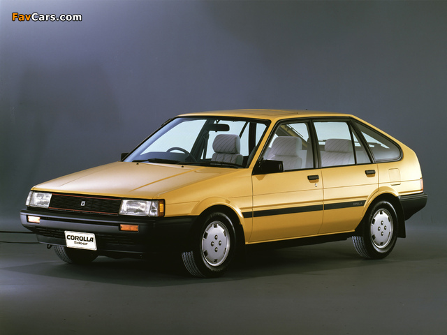 Images of Toyota Corolla 5-door ZX (AE80/AE81) 1983–85 (640 x 480)