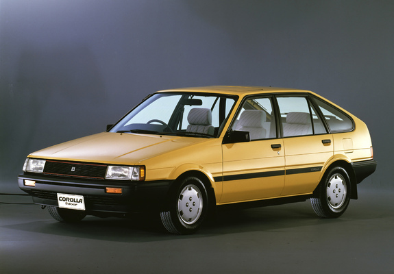 Images of Toyota Corolla 5-door ZX (AE80/AE81) 1983–85