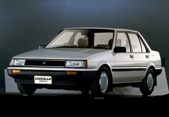 Images of Toyota Corolla Sedan JP-spec 1983–87