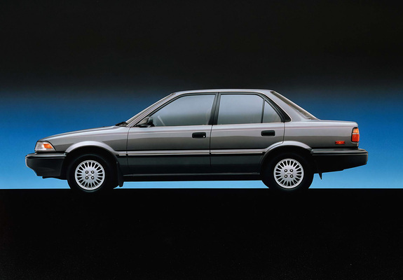 Images of Toyota Corolla Sedan Deluxe US-spec 1987–91