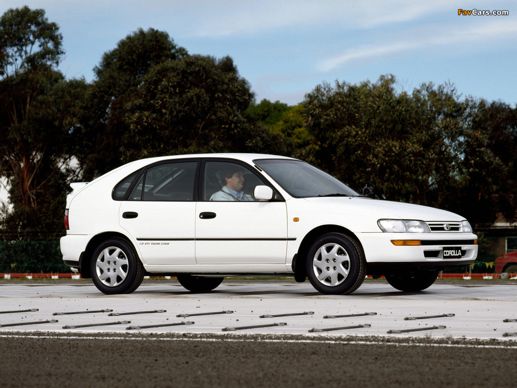 Images of Toyota Corolla Seca 1.8L CSX (AE100) 1994–99 (1024 x 768)