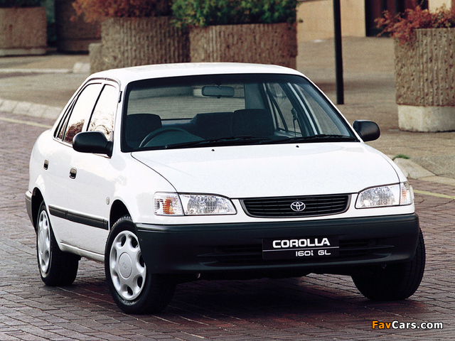 Images of Toyota Corolla GL Sedan ZA-spec 1995–2000 (640 x 480)