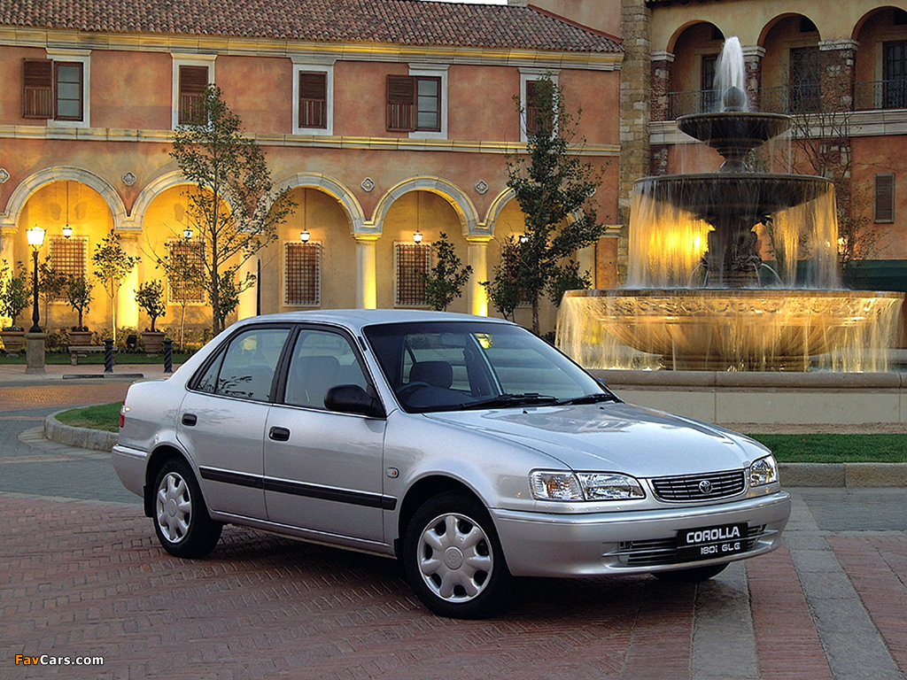 Images of Toyota Corolla GLE Sedan ZA-spec 1995–2000 (1024 x 768)