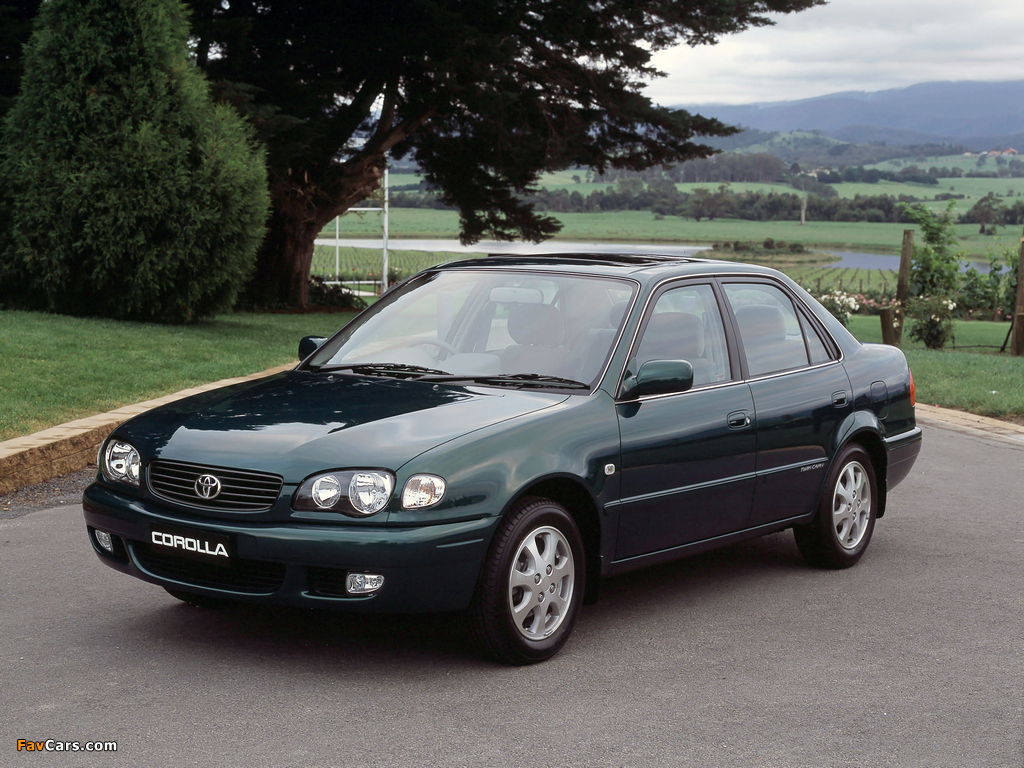 Images of Toyota Corolla Sedan AU-spec 1999–2001 (1024 x 768)