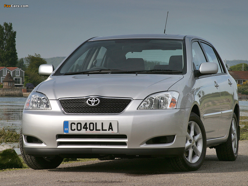 Images of Toyota Corolla 5-door UK-spec 2001–04 (1024 x 768)