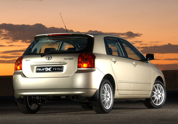 Images of Toyota Corolla RunX RSi ZA-spec 2004–06