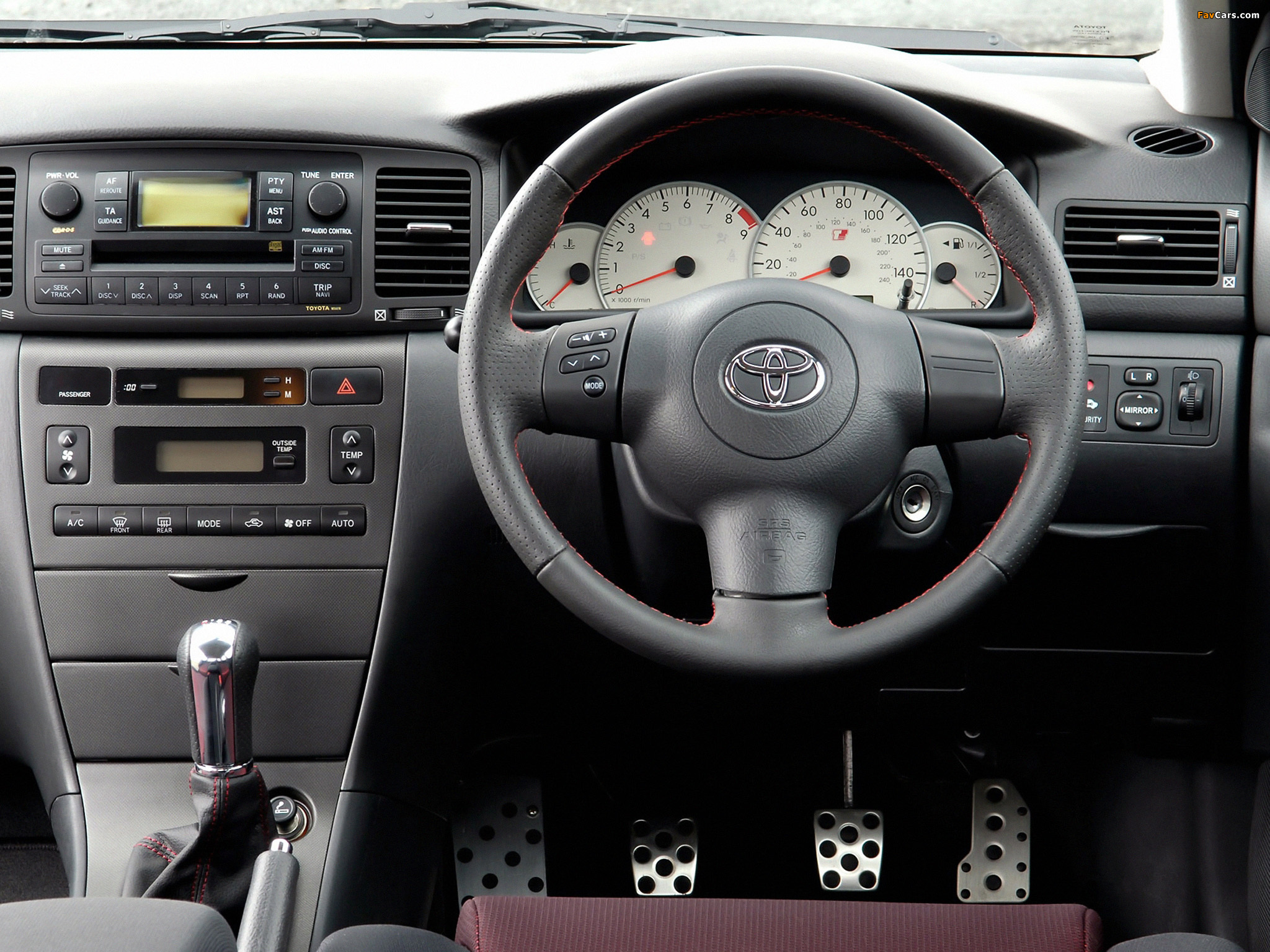 Images of Toyota Corolla T-Sport 3-door UK-spec 2004–07 (2048 x 1536)